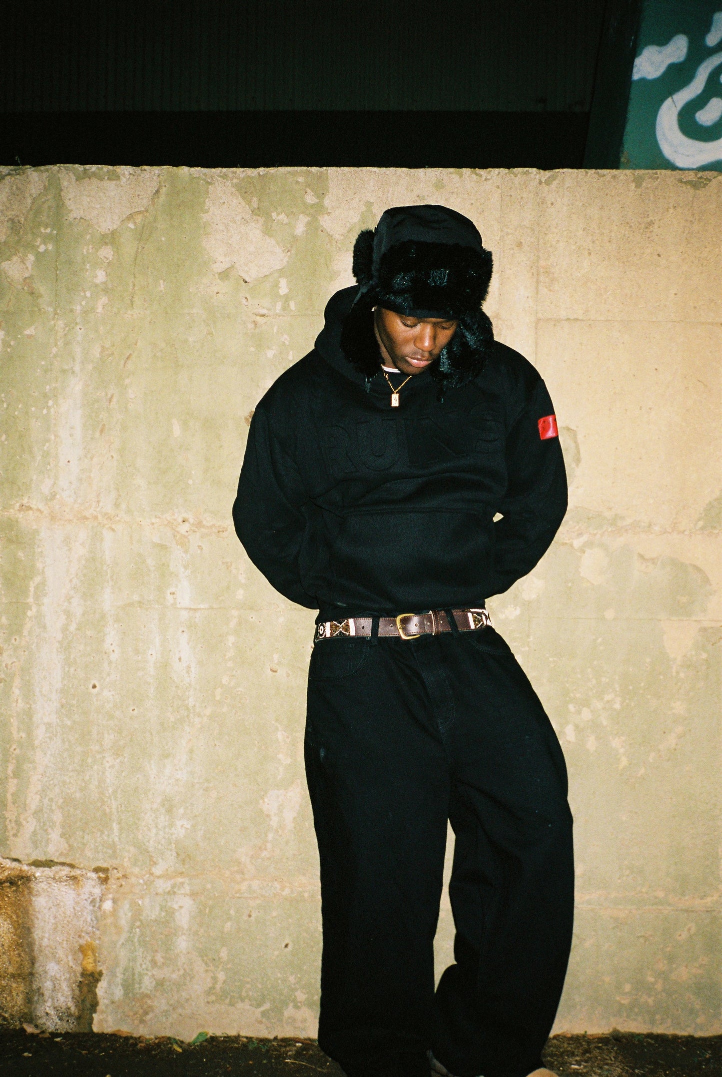 RUINS HOODIE